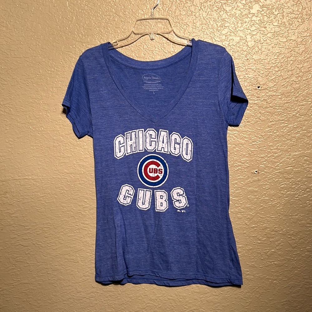 Chicago Cubs V-Neck Worn Once!